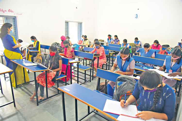 పరీక్షలు ఇలా జయిద్దాం..