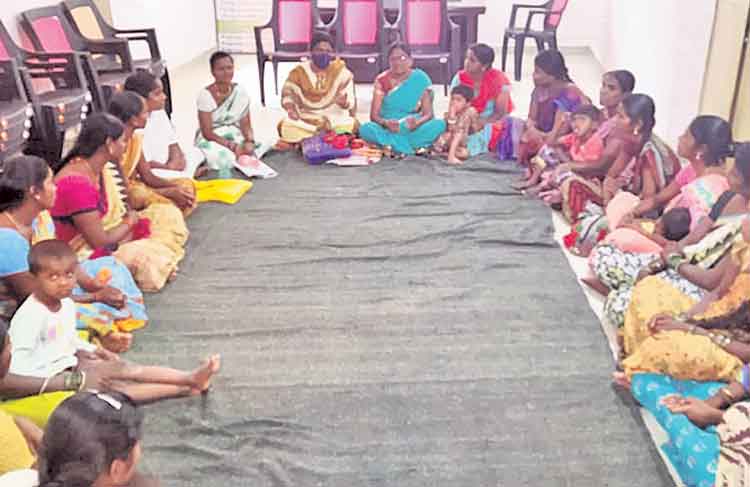 ఆన్‌లైన్‌లో పొదుపు సంఘాల లెక్కలు