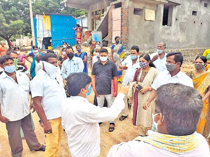 ముమ్మరంగా పల్లె ప్రగతి పనులు