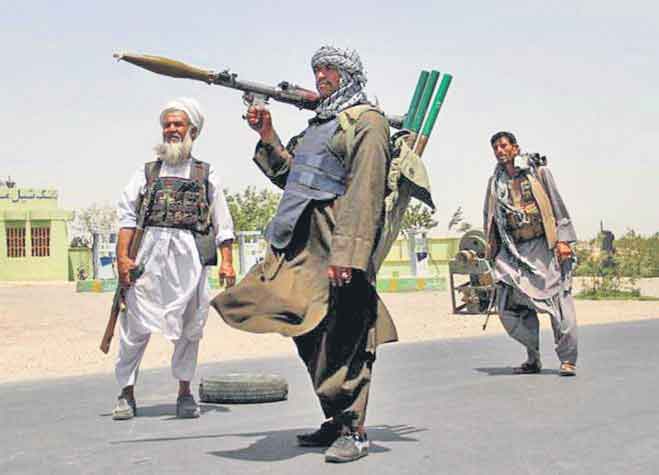 కాందహార్‌ నుంచి భారత్‌ దౌత్య సిబ్బంది వెనక్కి..