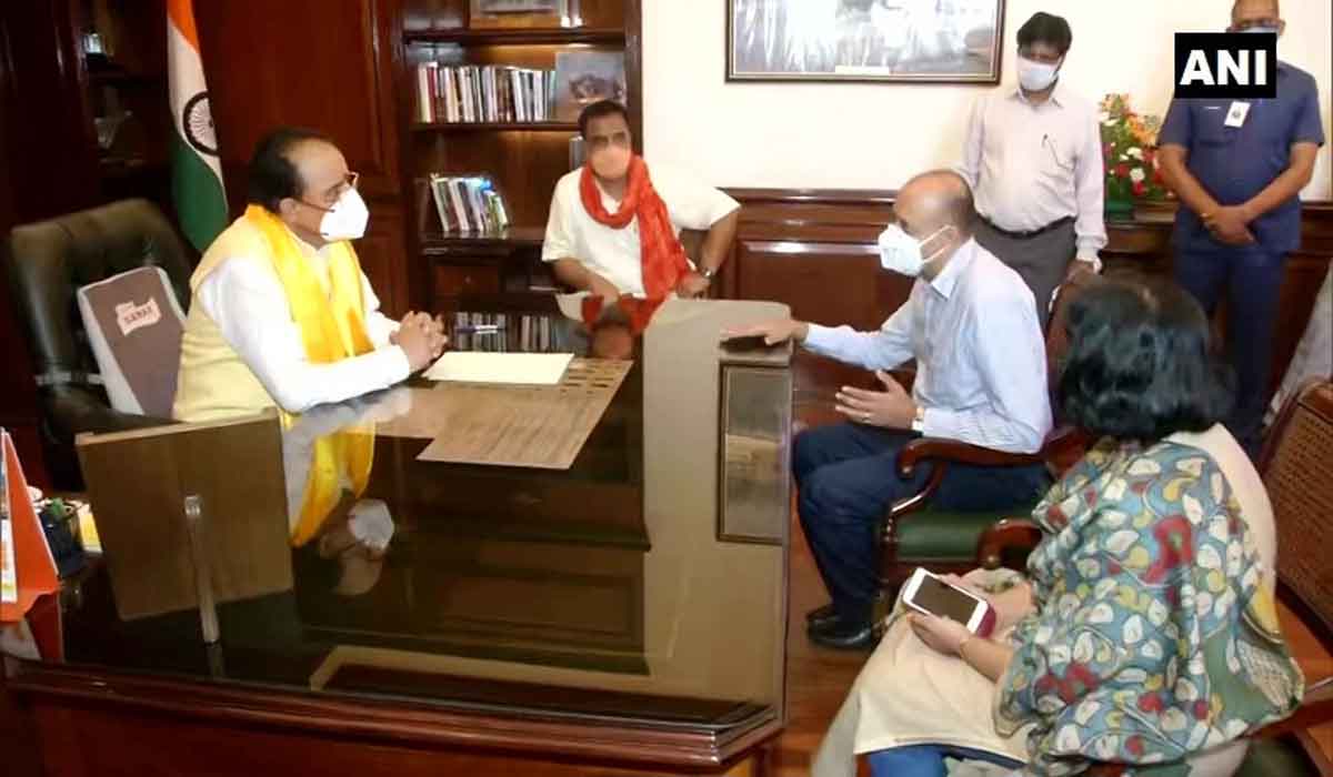 ర‌క్ష‌ణ‌శాఖ స‌హాయ‌మంత్రిగా అజ‌య్ భ‌ట్ బాధ్య‌త‌లు