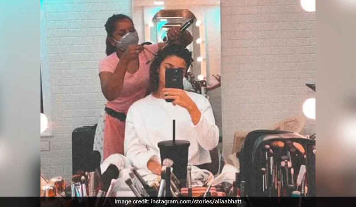 ఆర్ఆర్ఆర్ షూటింగ్… డ్రెస్సింగ్ రూమ్లో ఆలియా భట్