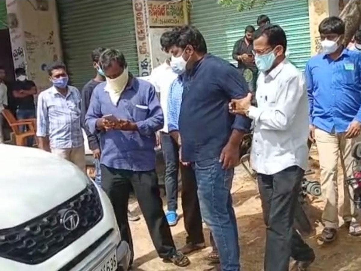 ఏసీబీ వలలో మిర్యాలగూడ ఏవో