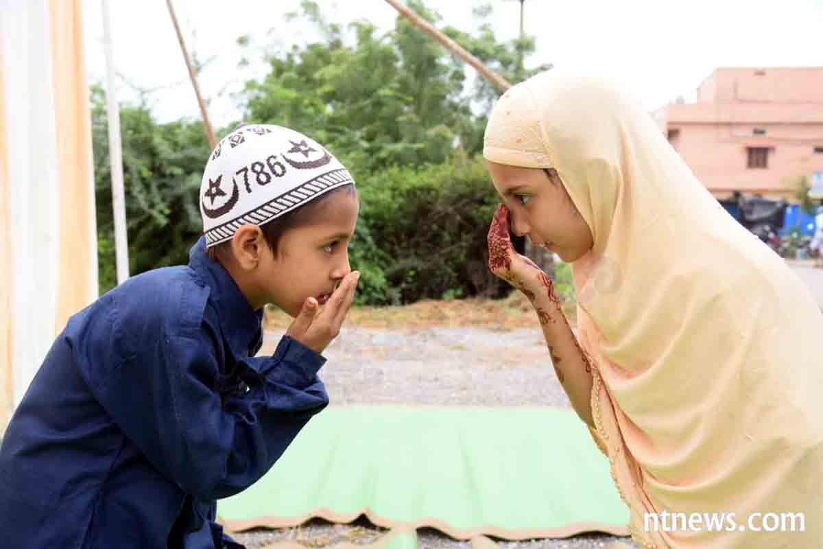 రాష్ట్ర‌వ్యాప్తంగా బ‌క్రీద్ వేడుక‌లు