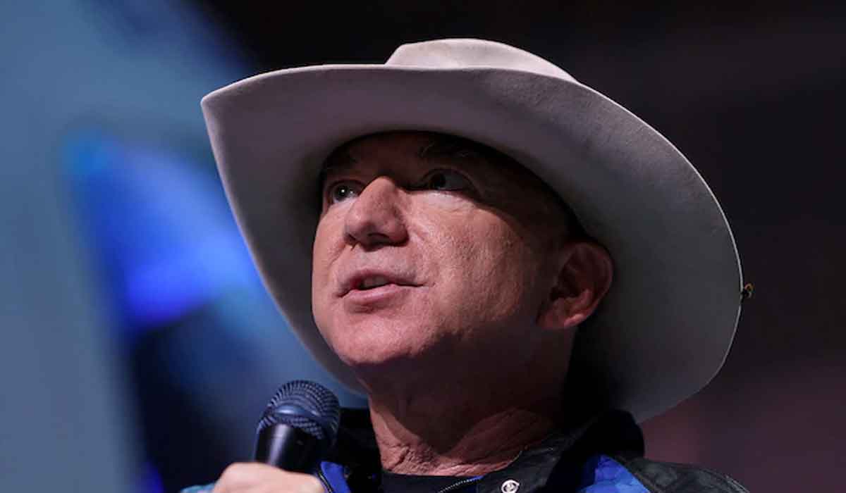 అమెజాన్ ఉద్యోగుల‌కు బెజోస్ థ్యాంక్స్‌.. మండిప‌డుతున్న నెటిజ‌న్లు.. ఎందుకు?