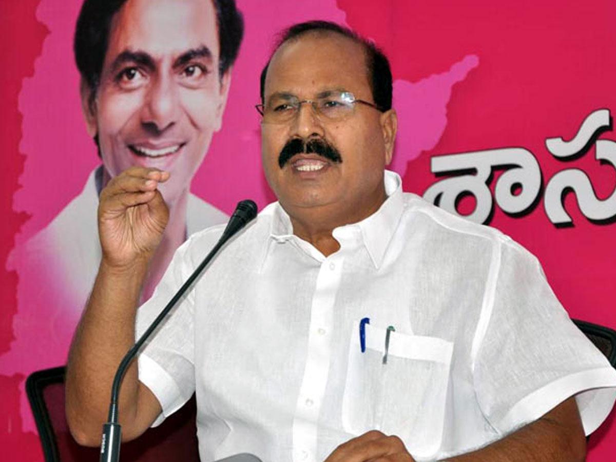 బ్లాక్ మెయిల్‌కు బ్రాండ్ అంబాసిడర్‌ రేవంత్ రెడ్డి