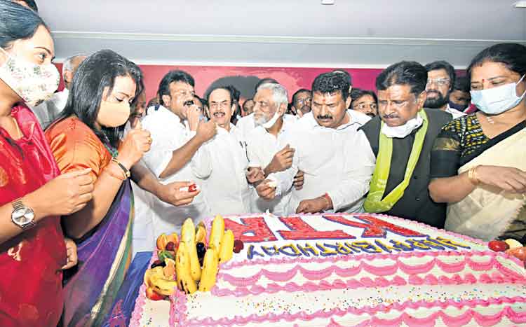 హ్యాపీ బర్త్‌డే కేటీఆర్‌