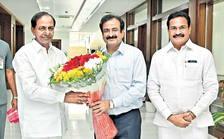 ఎస్పీడీసీఎల్‌ డైరెక్టర్‌గా గంప గోపాల్‌