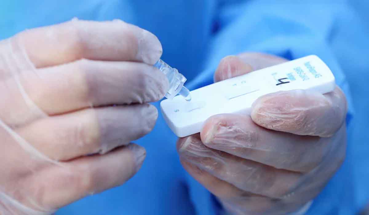 కేరళలో కరోనా కేసులు తగ్గుముఖం