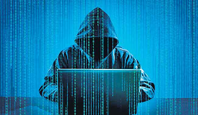 సైబర్‌ నేరగాళ్లకు ఆధార్‌తో చెక్‌