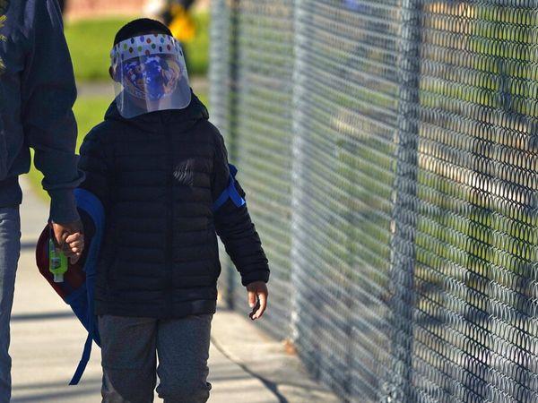 డెల్టా వేరియంట్‌పై సీడీసీ హెచ్చ‌రిక‌