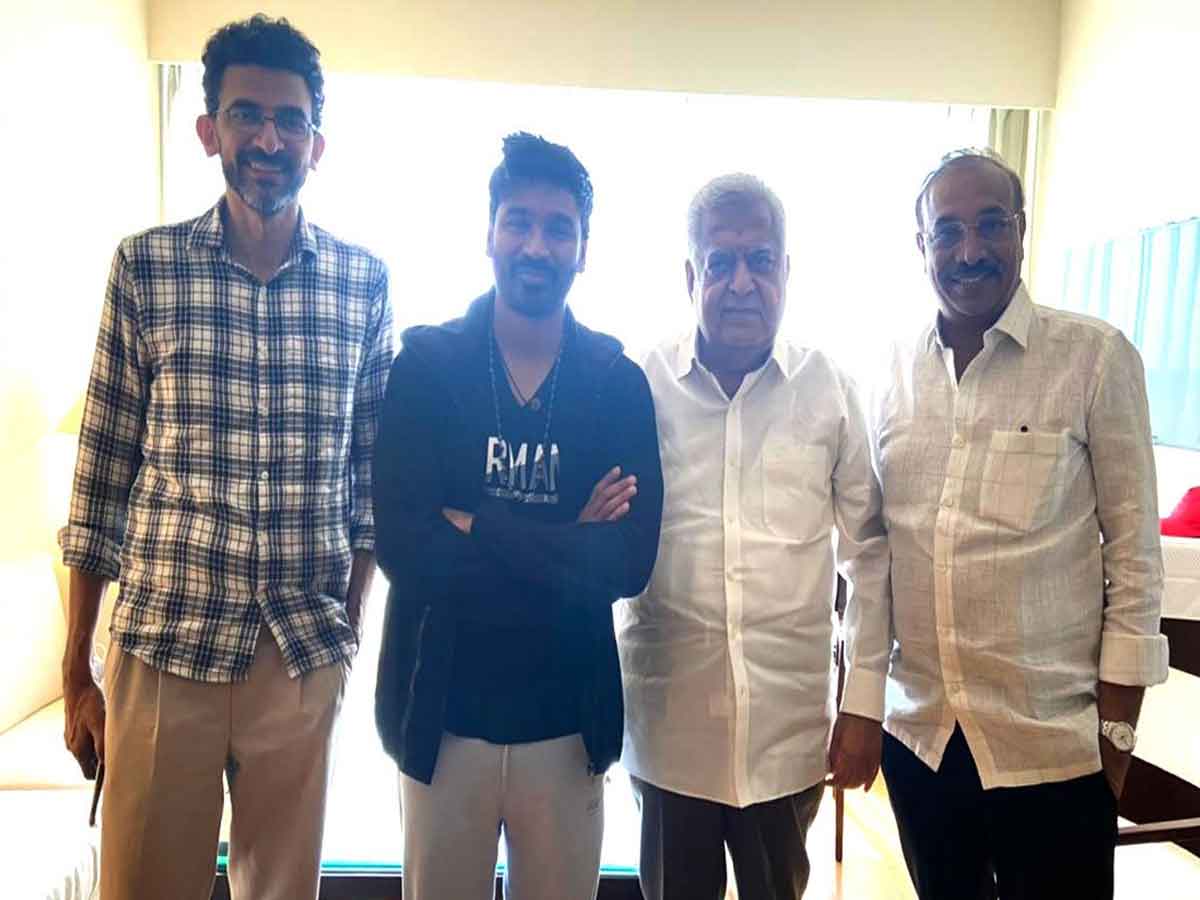 ధనుష్ వినయానికి ఫిదా అయిన‌ శేఖర్ కమ్ముల