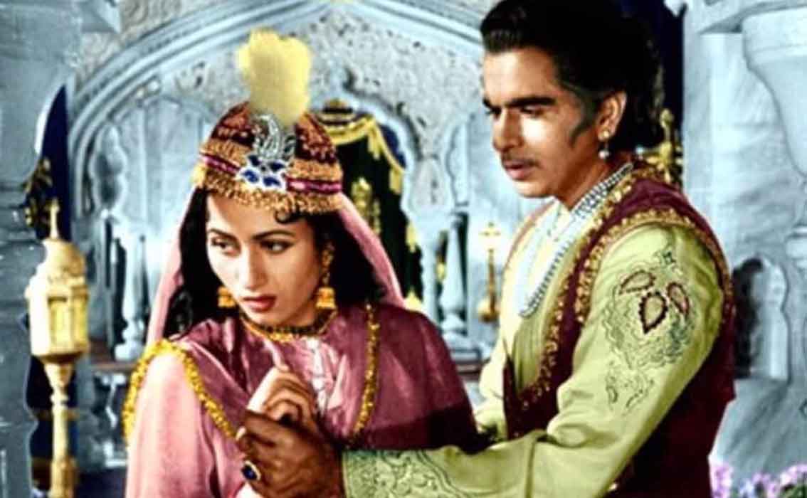 దిలీప్ కుమార్‌ కెరీర్‌లో ఎవ‌ర్‌గ్రీన్‌ పాట‌ ఇదే.. వీడియో