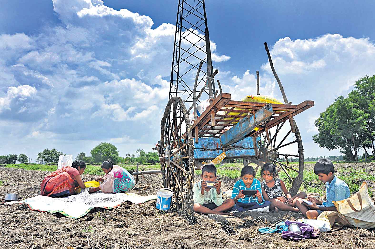 కరోనాతో విద్యనాశనం