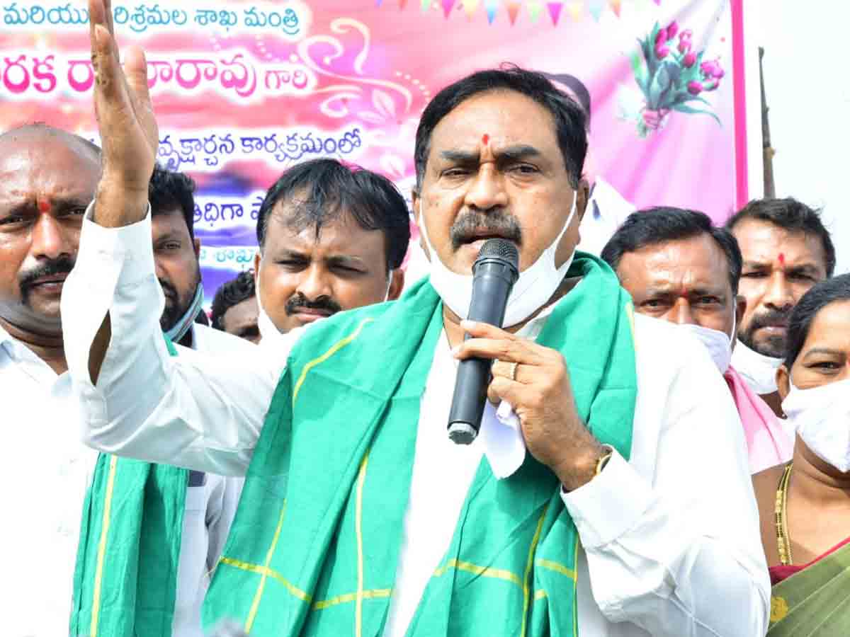 మొక్క‌ల సంర‌క్ష‌ణ బాధ్య‌త తీసుకోవాలి : మంత్రి ఎర్ర‌బెల్లి