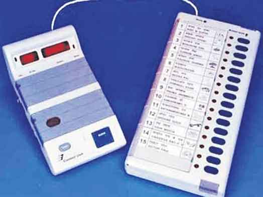 EVM Machine | అమరచింతలో మొరాయించిన ఈవీఎంలు.. ఓటర్ల అసహనం