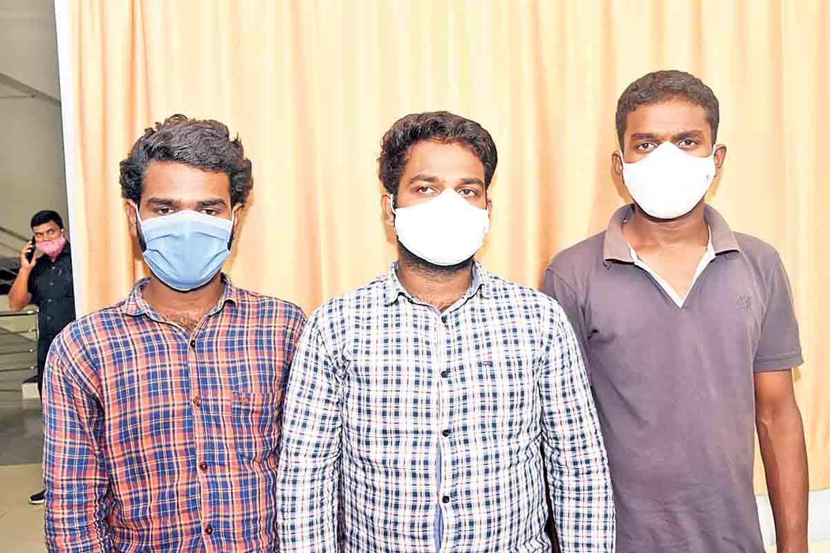 ముంబయి నుంచి ఖలీల్‌ను మాట్లాడుతున్నా..