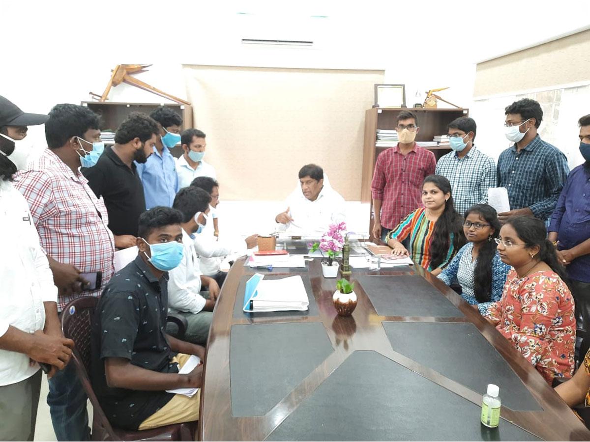 చేపల ఉత్పత్తికి పుష్కలంగా జలాశయాలు : వినోద్‌ కుమార్