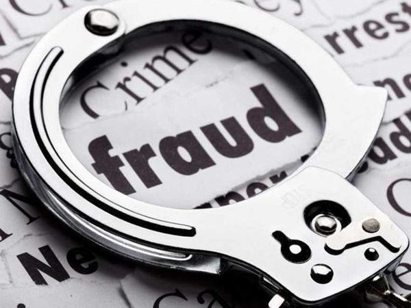 స్లాట్‌ బుక్‌చేసి.. దరఖాస్తు నింపాం