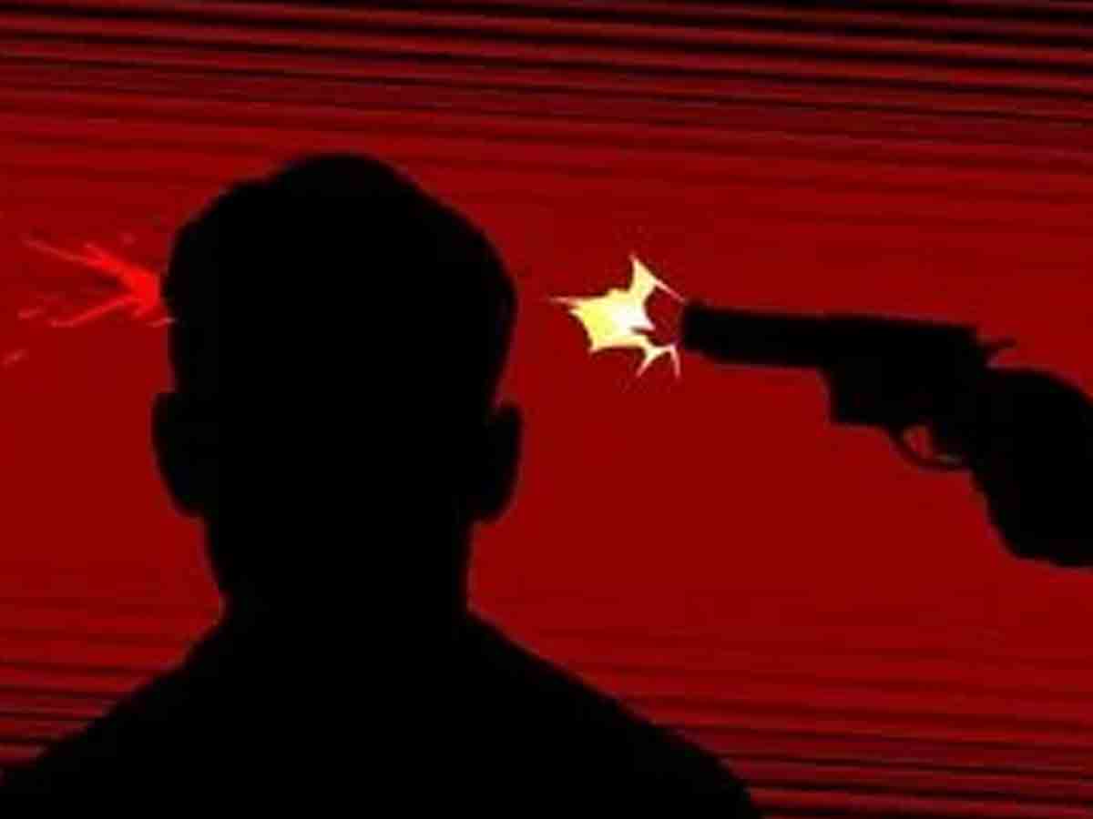 సీఆర్‌పీఎఫ్‌ కానిస్టేబుల్‌ ఆత్మహత్య