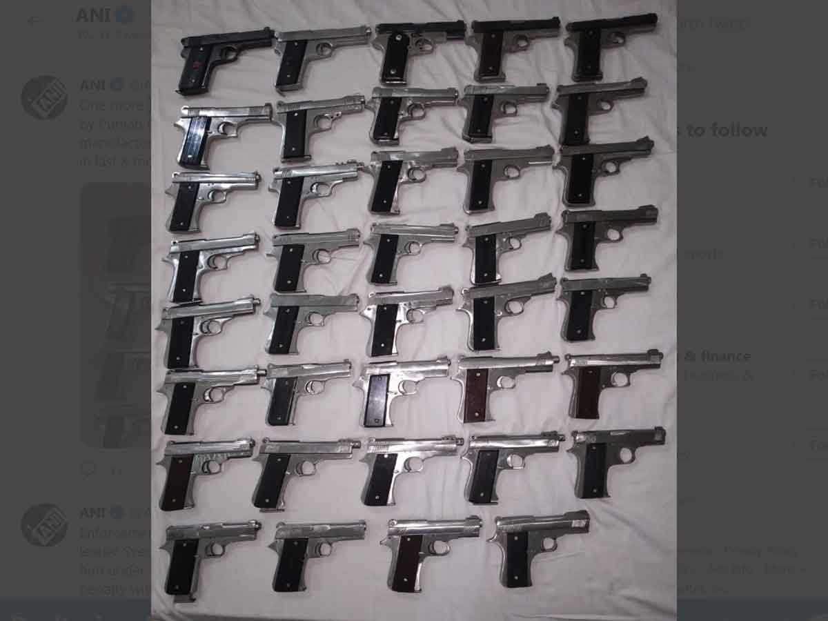 మధ్యప్రదేశ్‌లో అక్రమ ఆయుధాల గుట్టురట్టు.. 39 పిస్టల్స్‌ స్వాధీనం