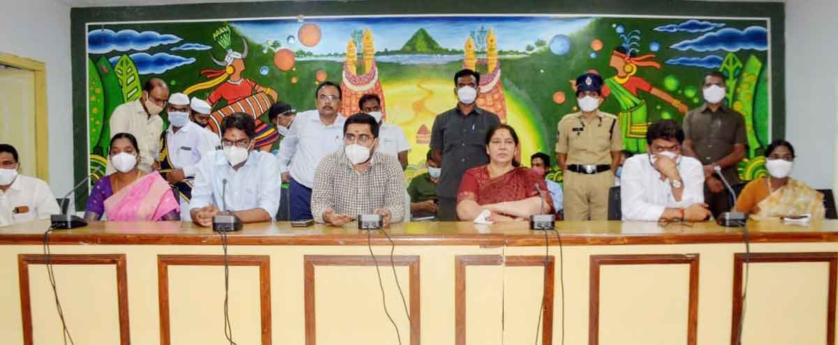 పల్లె ప్రగతిలో ప్రజల భాగస్వామ్యం పెంచాలి