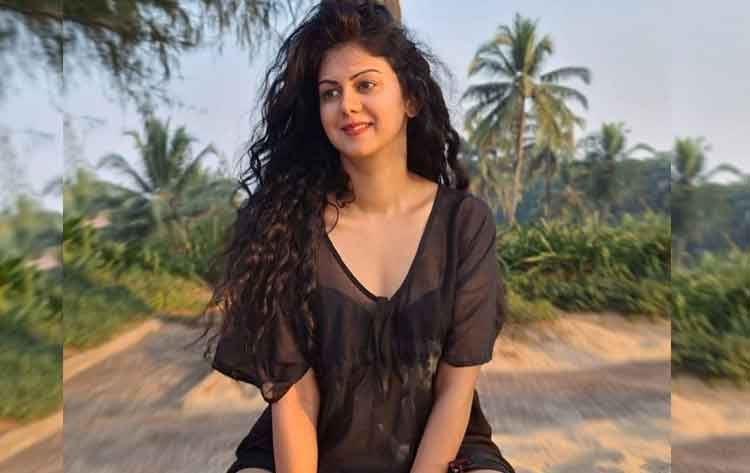 స్పెష‌ల్ సాంగ్ అవ‌కాశం వ‌స్తే రెడీ: కామ్నాజెఠ్మ‌లానీ