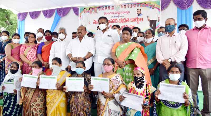 పేదల కడుపు నింపడమే లక్ష్యం