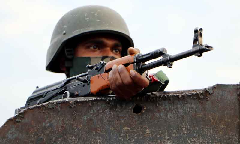 కశ్మీర్‌లో ఆరుగురు ఉగ్రవాదులు హతం