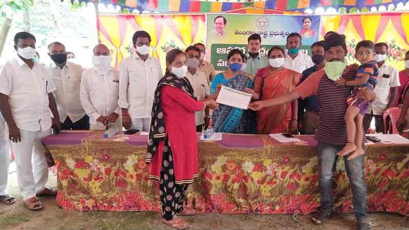 ప్రజా సంక్షేమానికి ప్రభుత్వం కృషి : ఎమ్మెల్యే హరిప్రియ