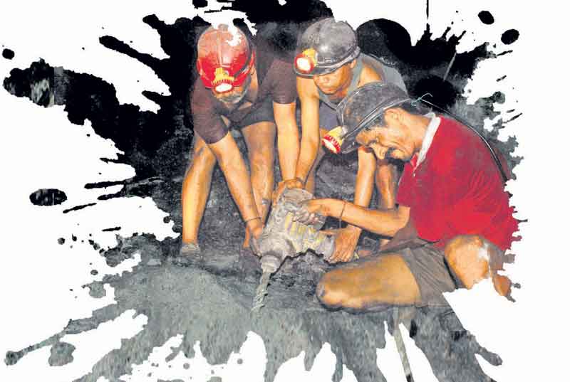 సింగరేణిలో 61 ఏండ్లకు రిటైర్మెంట్‌