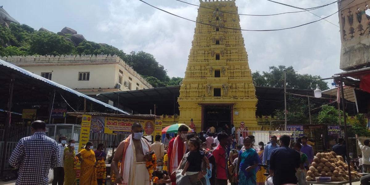 ‘మల్లన్న’ను దర్శించుకున్న భక్తులు