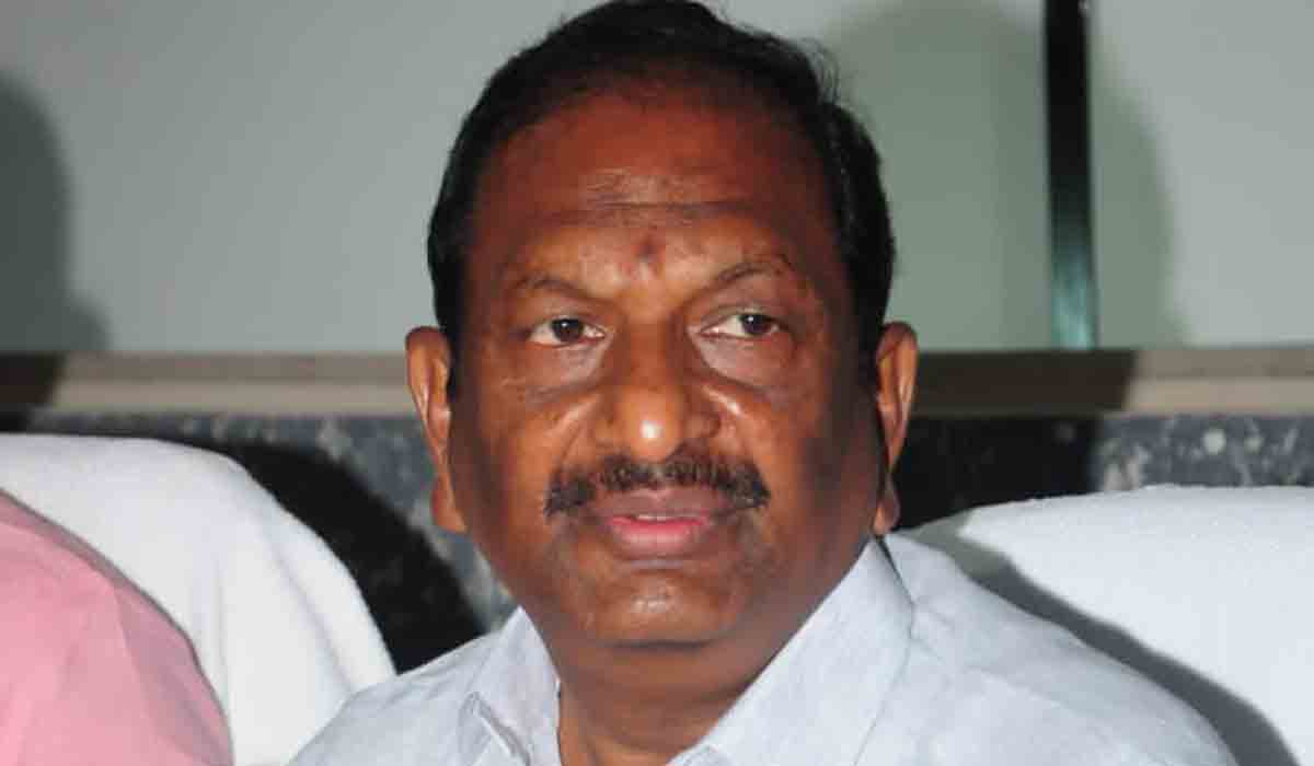 ఆర్థిక‌, సామాజికాభివృద్ధి సాధ‌న‌కే గొర్రెల పంపిణీ : మంత్రి కొప్పుల ఈశ్వ‌ర్‌