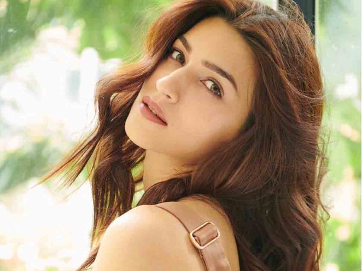 చాకోలెట్‌లా కృతిస‌న‌న్ మెరుపులు