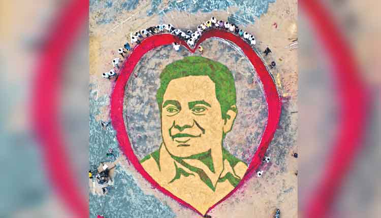 ఆర్తులను ఆదుకోండి