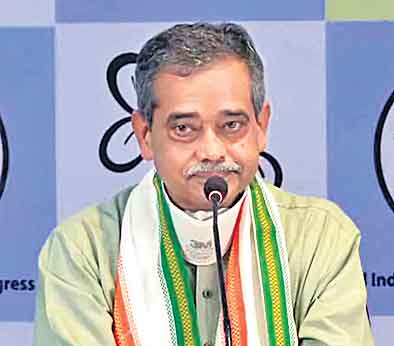 టీఎంసీలోకి ప్రణబ్‌ తనయుడు