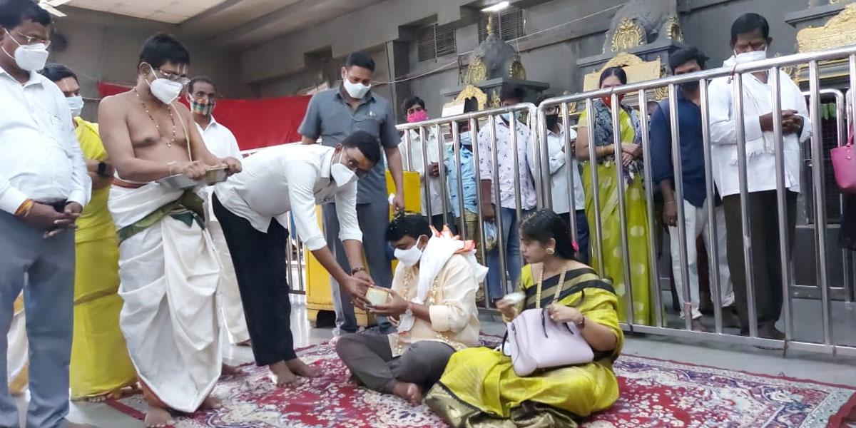 యాదాద్రి ఆలయం అత్యద్భుతం : ఏపీ మంత్రి పేర్ని నాని