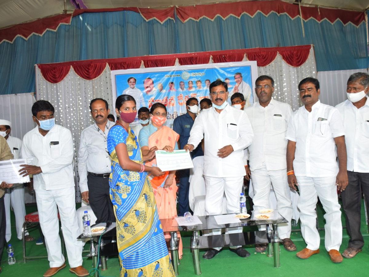 అర్హులందరికి రేషన్ కార్డులు : మంత్రి నిరంజన్ రెడ్డి