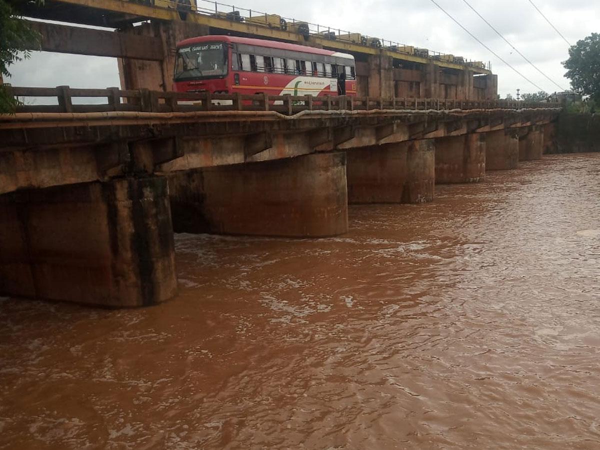 నారింజ ప్రాజెక్టుకు కొనసాగుతున్న వరద