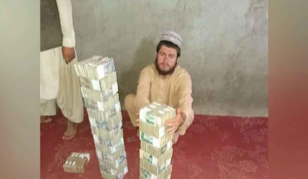 3 బిలియ‌న్ల పాక్‌ క‌రెన్సీ స్వాధీనం చేసుకున్న తాలిబ‌న్లు