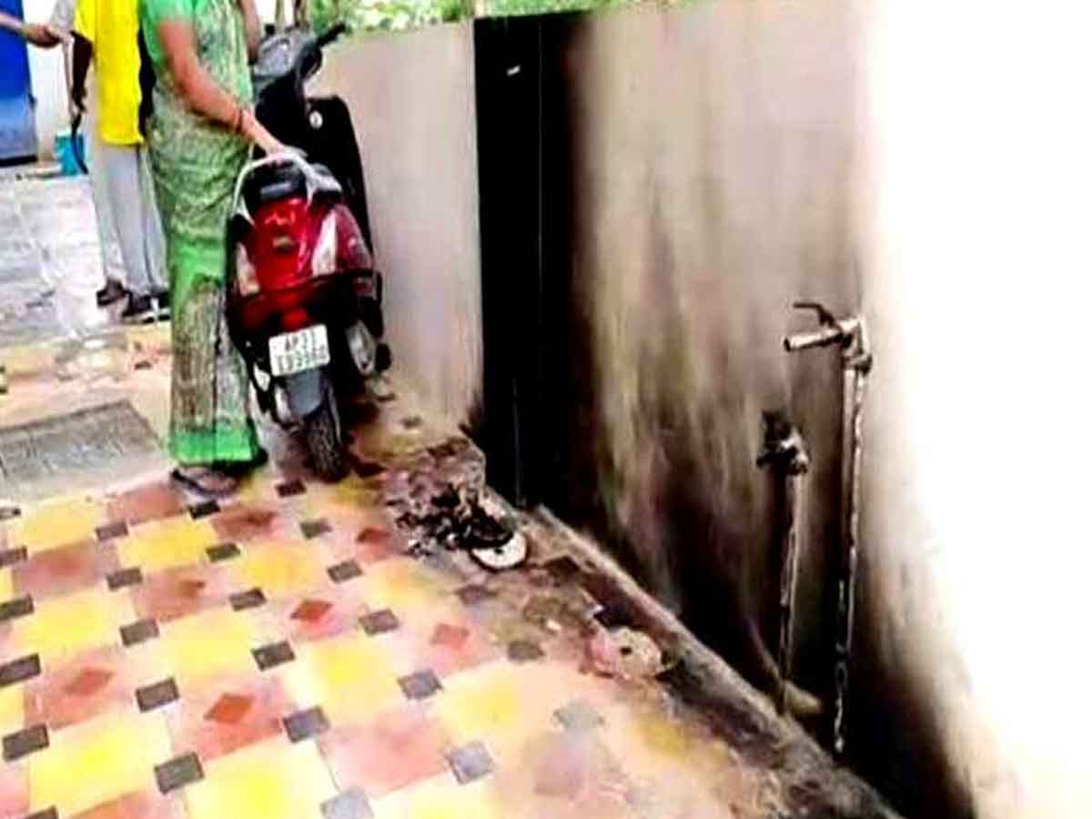 ఇంటిపై పెట్రో బాంబులతో దాడి…