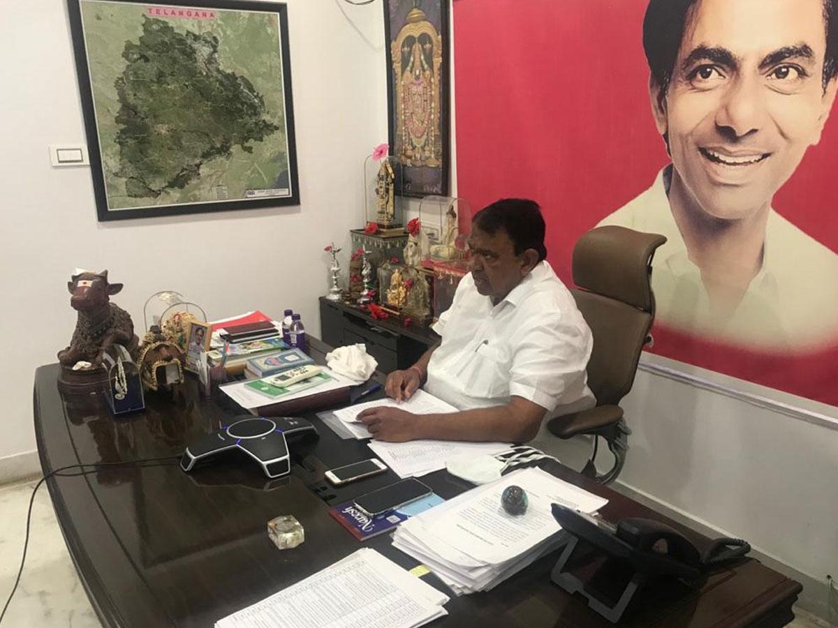 అభివృద్ధి పనులను వెంటనే ప్రారంభించాలి : స్పీకర్‌ పోచారం