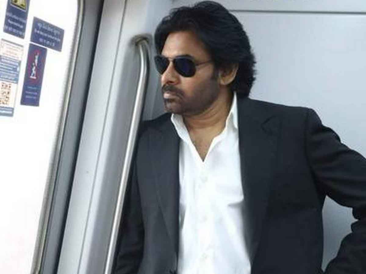 ల‌గ్జ‌రీ కారు బుక్ చేసిన ప‌వ‌న్.. ధ‌ర తెలిస్తే షాక‌వ్వాల్సిందే..!