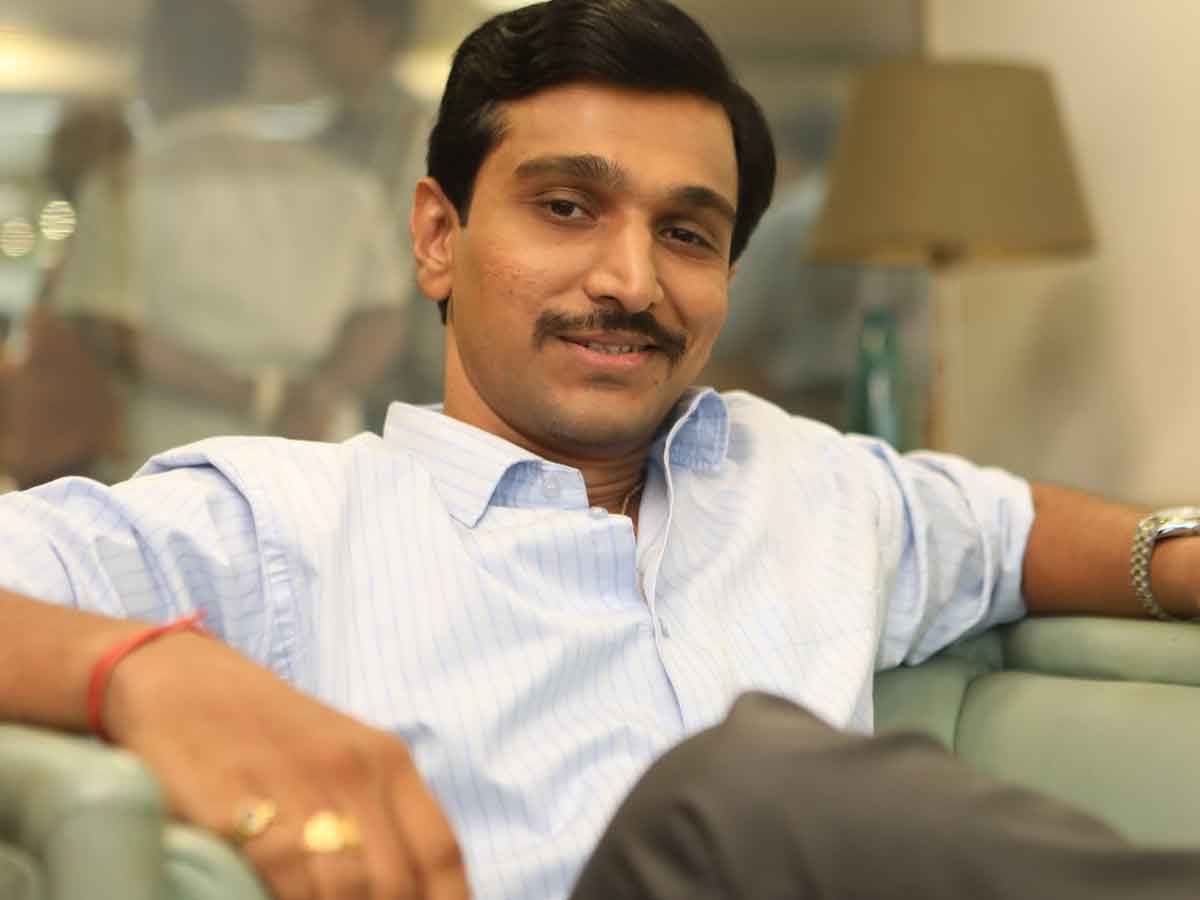 వైఎస్ జ‌గ‌న్ పాత్ర పోషించ‌నున్న గుజ‌రాతీ న‌టుడు