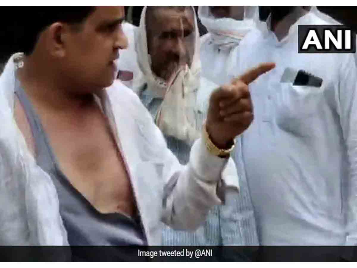 కాషాయ పార్టీ నేత‌కు రైతుల చేతిలో ప‌రాభ‌వం