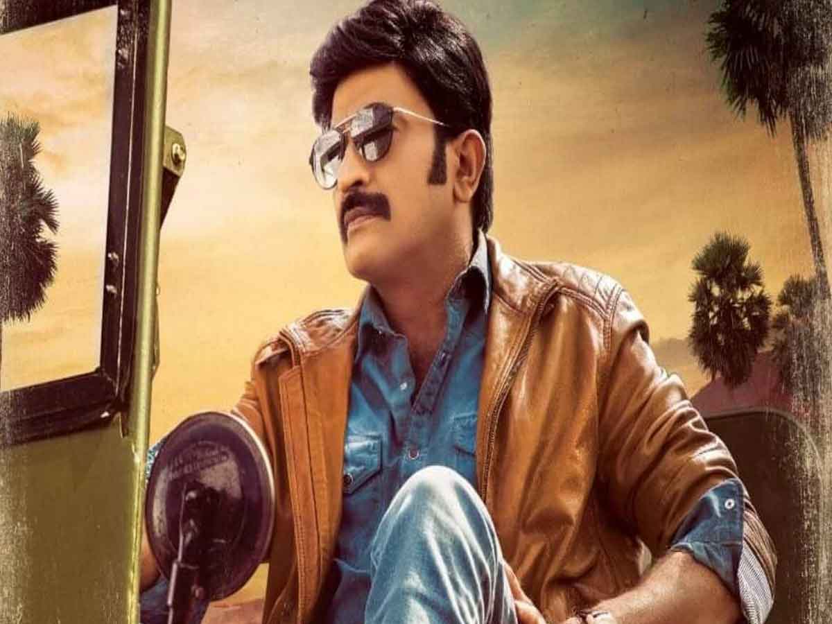 కుర్ర డైరెక్ట‌ర్స్‌పై క‌న్నేసిన సీనియ‌ర్ హీరో