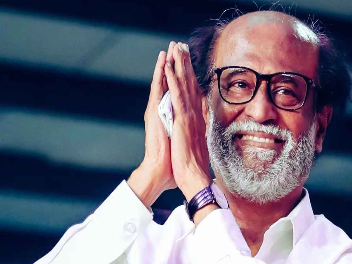 చెన్నైలో అడుగుపెట్టిన ర‌జ‌నీకాంత్‌.. ఘ‌న స్వాగ‌తం ప‌లికిన అభిమానులు