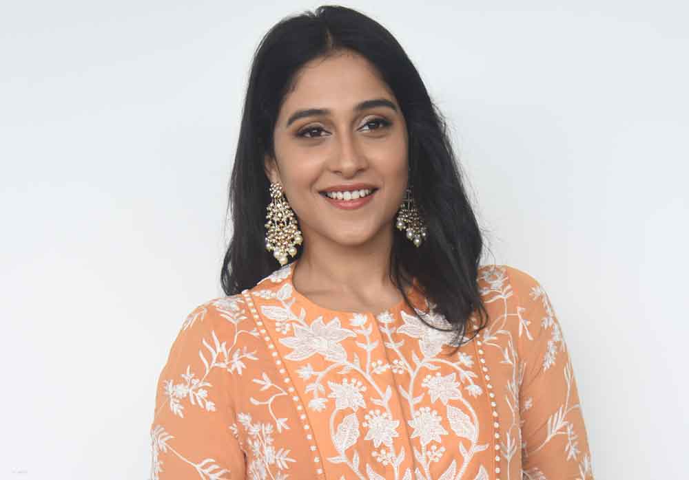 ట్యూషన్‌లో జరిగే కథ