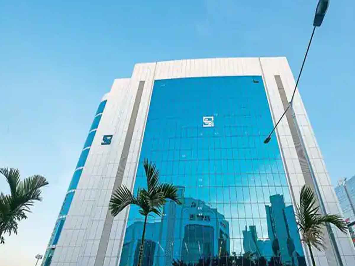 వాళ్లకిచ్చే నగదు బహుమతిని రూ.10 కోట్లకు పెంచిన సెబీ…