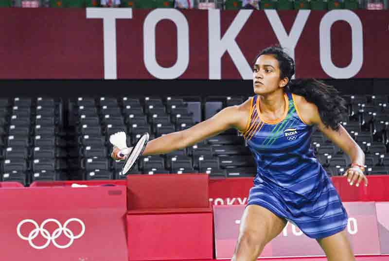 PV Sindhu enters semifinals: సెమీఫైన‌ల్ చేరిన పీవీ సింధు